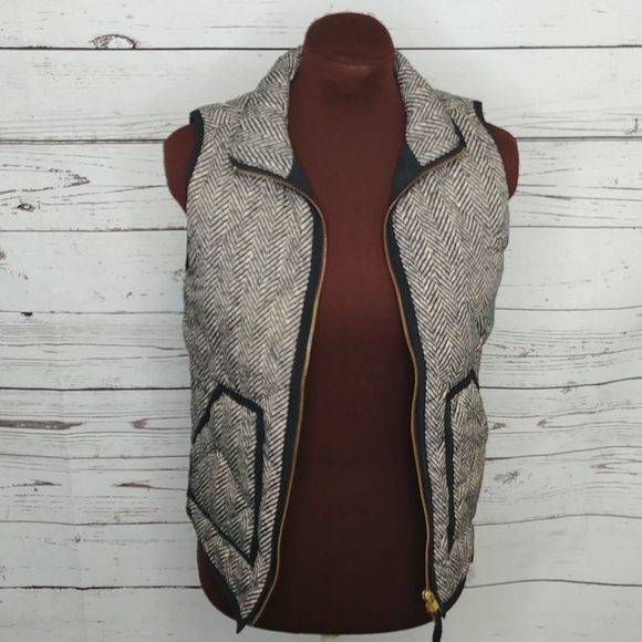 J. Crew Herringbone Excursion Quilted‎ Puffer Vest - Picture 2 of 9